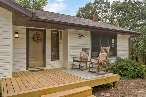 525 Cedar Hill Lane, Marshfield, MO 65706