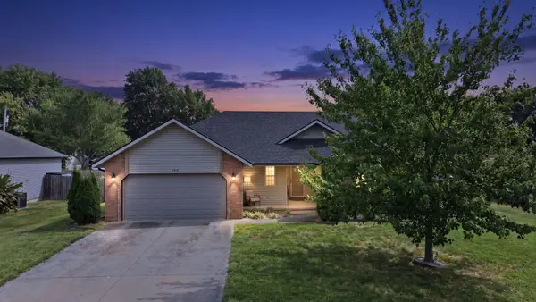506 S Birchwood Street, Strafford, MO 65757