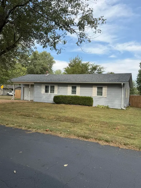 317 S Lyndall Street, Mountain Grove, MO 65711