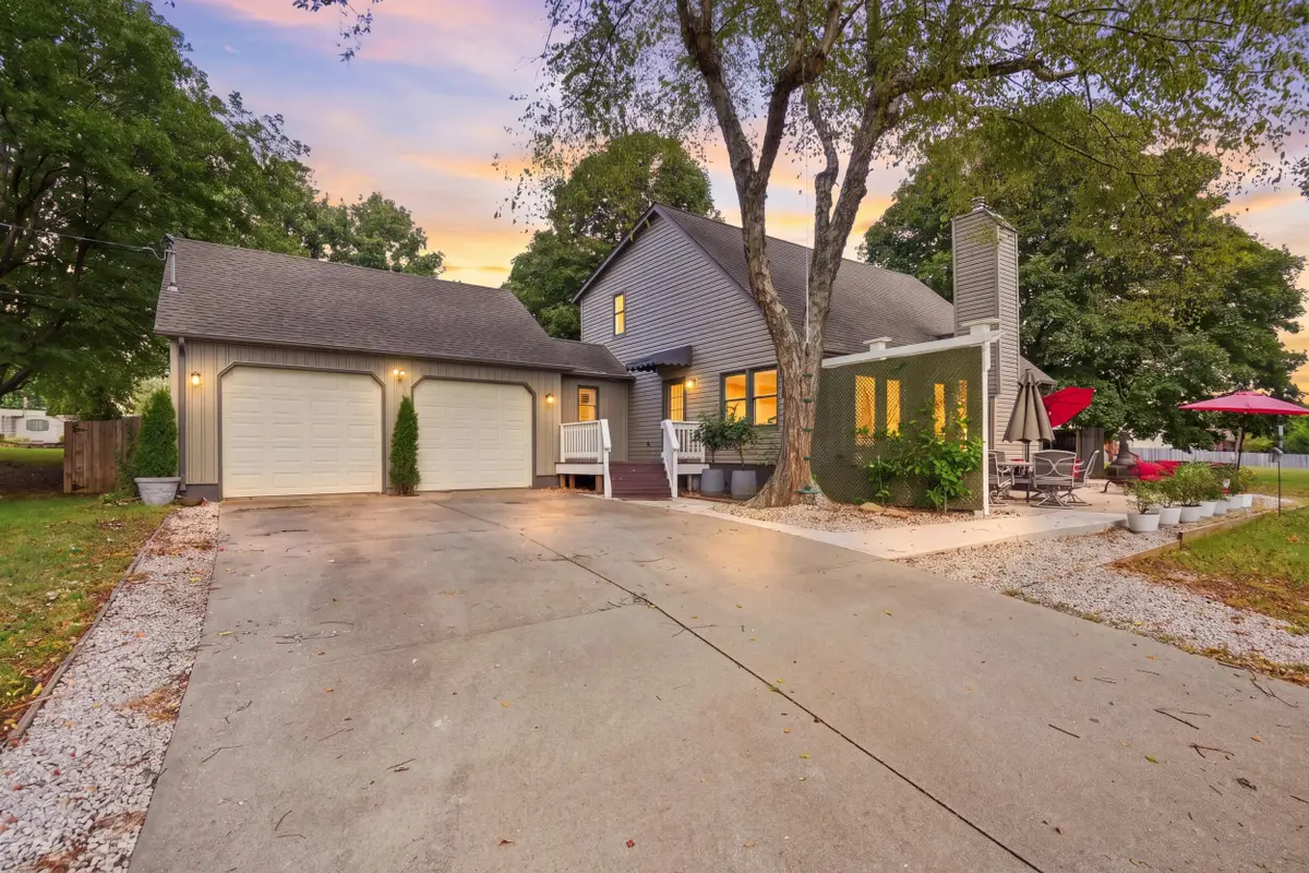 3694 N Monarch Avenue, Springfield, MO 65803 - #1