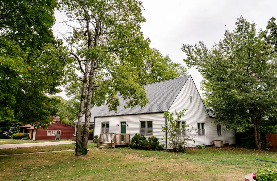518 W College Street, Aurora, MO 65605 - #3