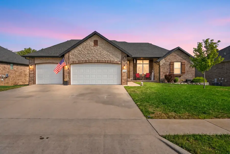 1163 E Headley Street, Springfield, MO 65803 - #2
