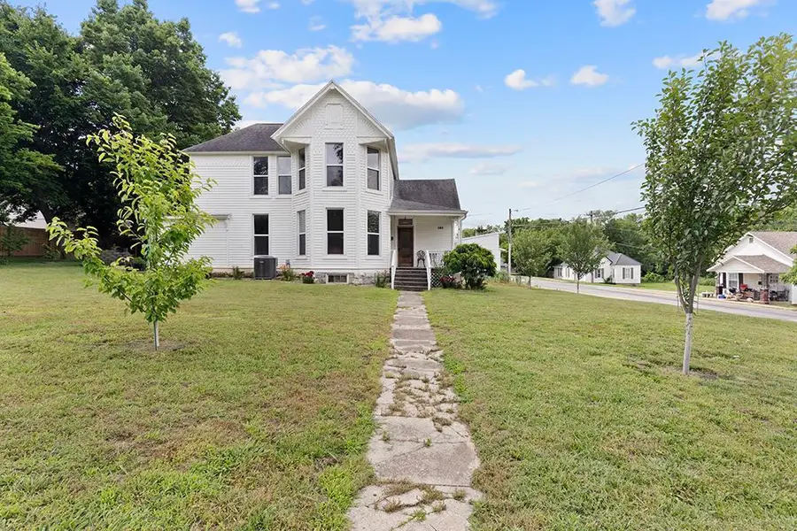 505 E Center Street, Mount Vernon, MO 65712 - #3