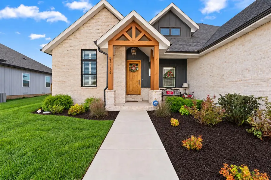 3214 N Marlin Drive, Ozark, MO 65721 - #3