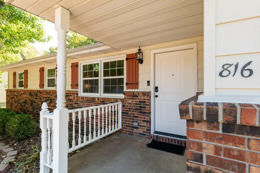 816 W Morningside Street, Springfield, MO 65807 - #2