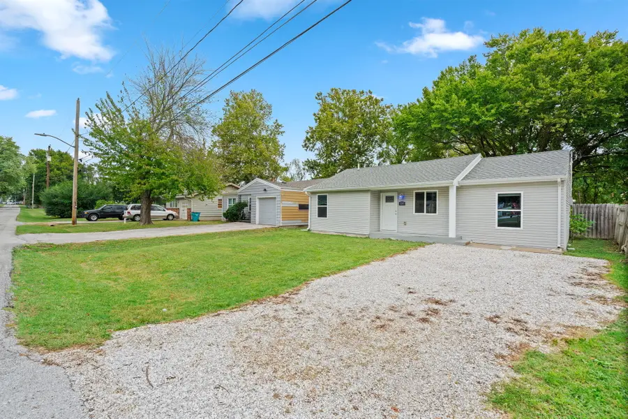 2320 S Kickapoo Avenue, Springfield, MO 65804 - #2