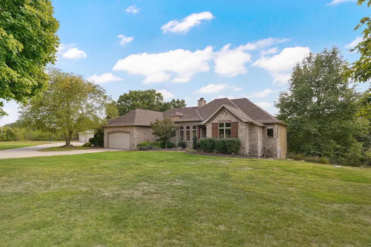 1804 N Hearthstone Lane, Strafford, MO 65757 - #1