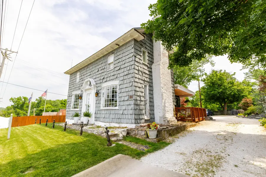602 N 3rd Street, Ozark, MO 65721 - #3