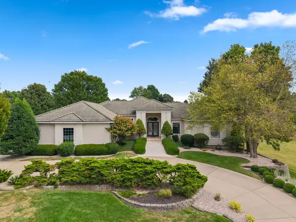 5364 S Castlebay Drive, Springfield, MO 65809