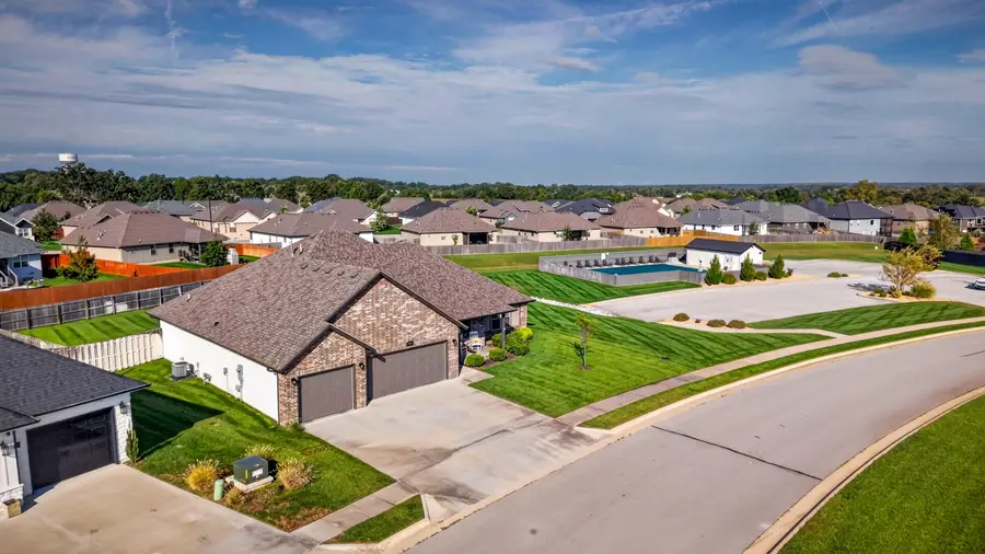 4365 N Venice Avenue, Ozark, MO 65721 - #3