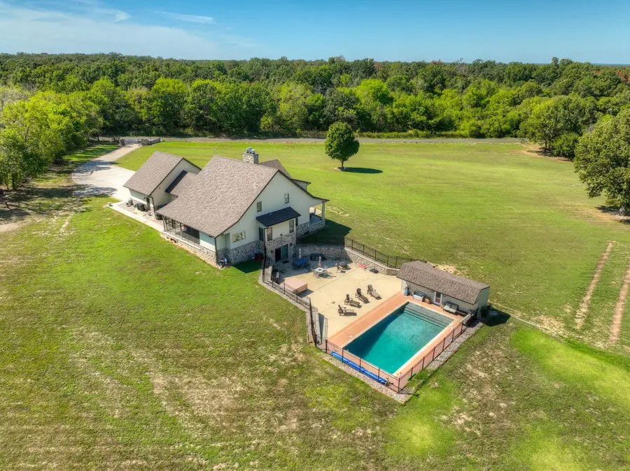 17777 Parrot Road, Neosho, MO 64850 - #3