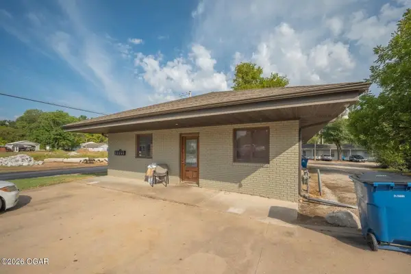 522 W Brook Street, Neosho, MO 64850