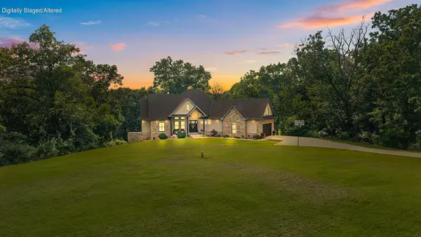 300 Buena Vista Parkway, Strafford, MO 65757