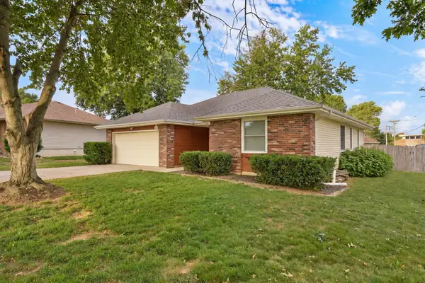 915 Breann Court, Nixa, MO 65714