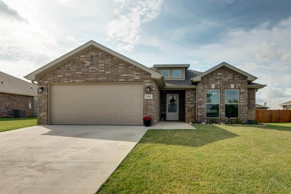1104 W Pebblebrooke Drive, Ozark, MO 65721 - #1