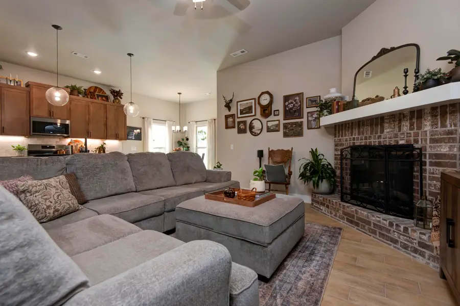 1104 W Pebblebrooke Drive, Ozark, MO 65721 - #3