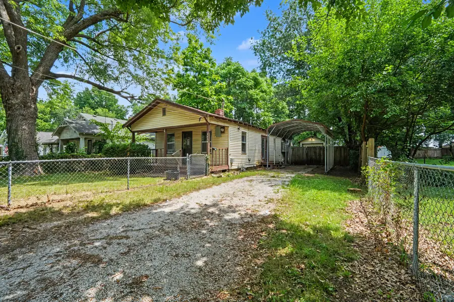 2434 N Pickwick Avenue, Springfield, MO 65803 - #3