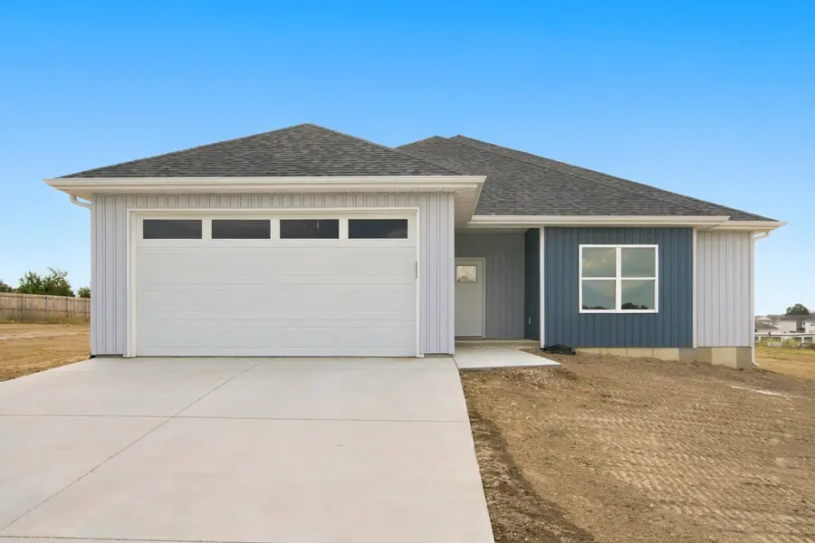 22 Elmer Street, Reeds Spring, MO 65737 - #2