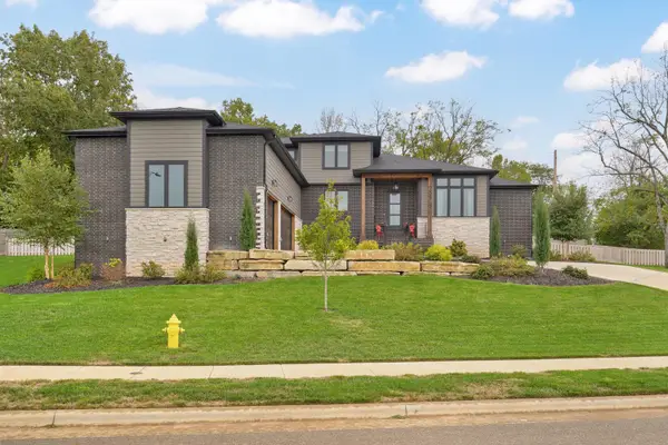 2978 E Kemmling Lane, Springfield, MO 65804