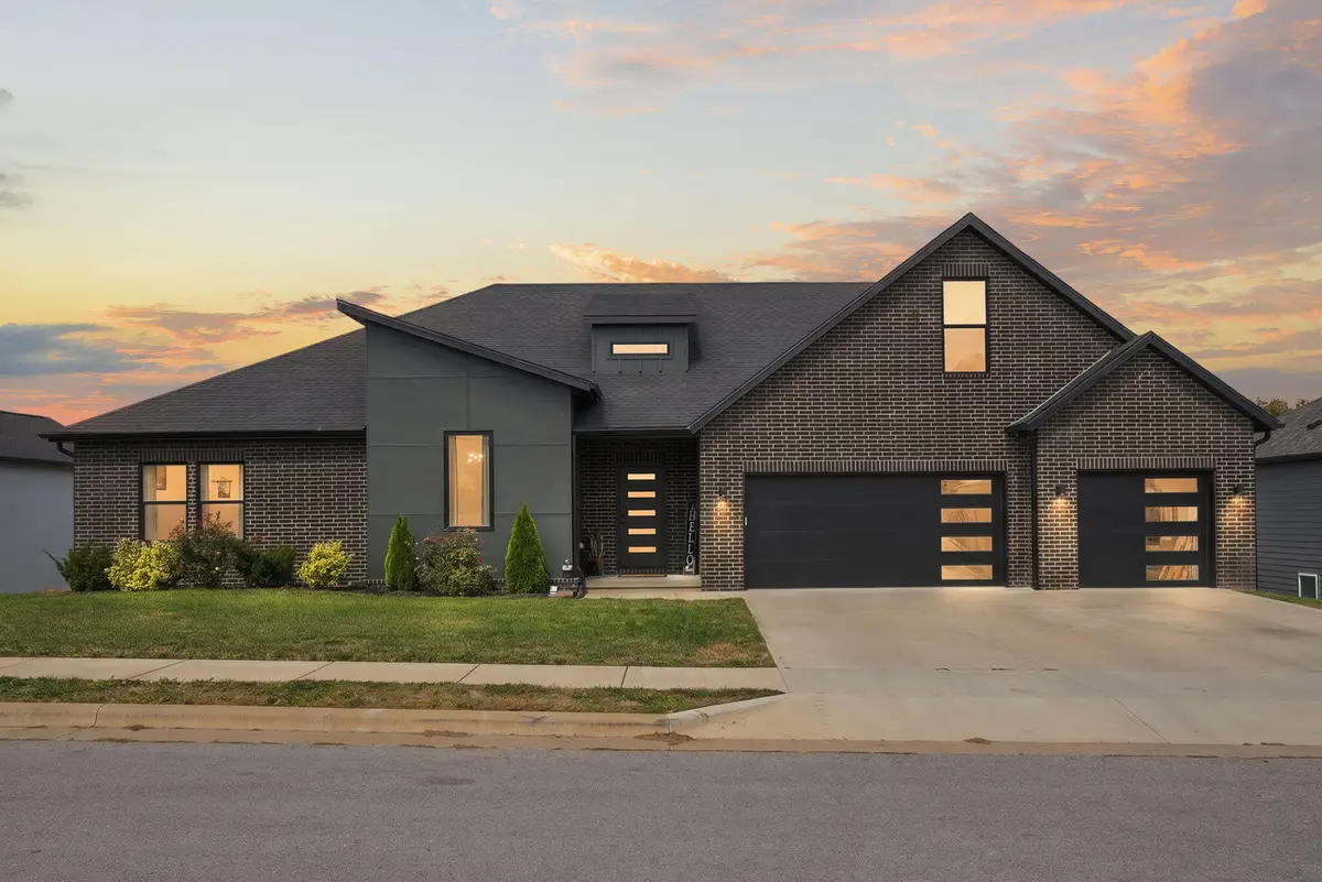 1505 E Silo Ridge Drive, Ozark, MO 65721 - #1
