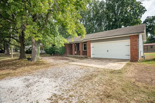 214 S Farmer Road, Willard, MO 65781