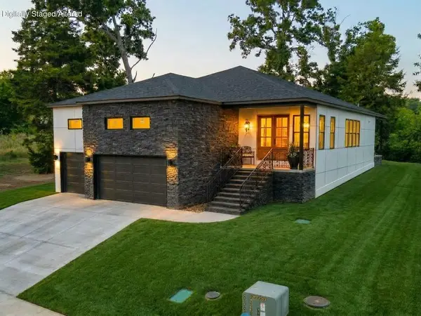 3817 East Cypress Point, Springfield, MO 65802