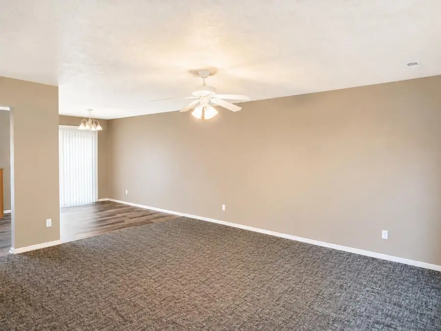 5005 Peach Drive, Merriam Woods, MO 65740 - #2