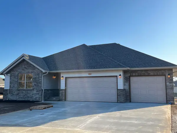1362 S Mahn Avenue, Springfield, MO 65802