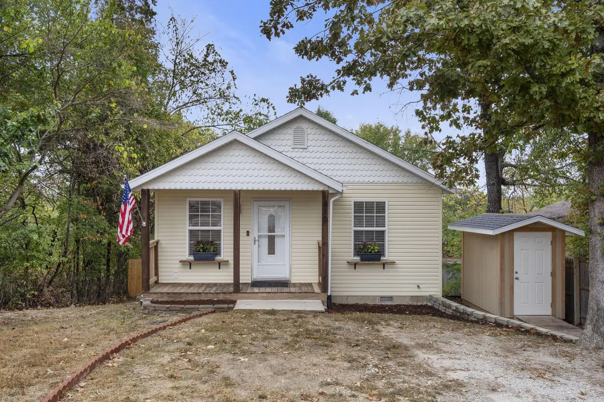810 Knox Avenue, Hollister, MO 65672 - #1