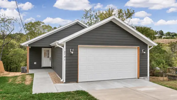 2791 Maple Street, Hollister, MO 65672