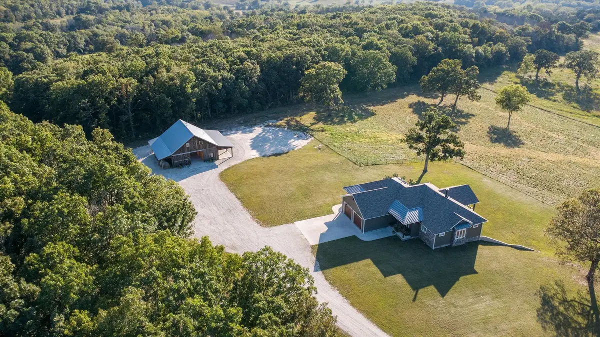 11998 E Highway 32, Stockton, MO 65785 - #1