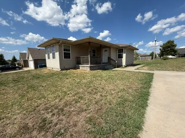 2839 E 18th Street, Joplin, MO 64804