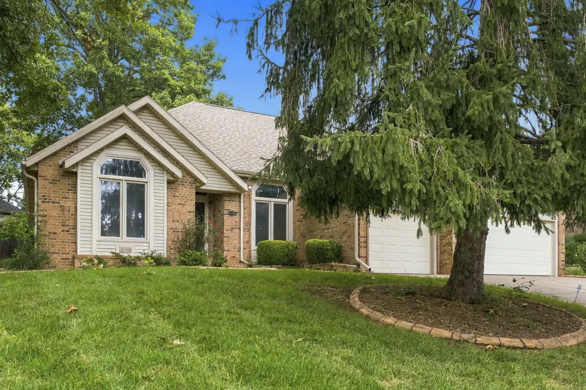 817 E Gaslight Drive, Springfield, MO 65810 - #1