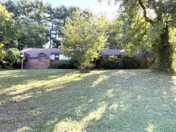 2468 S Brentwood Boulevard, Springfield, MO 65804