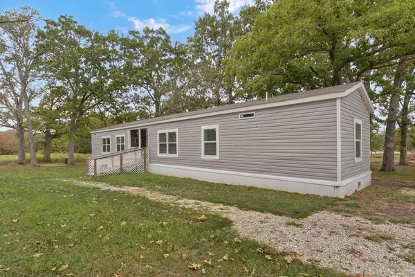2041 2043 Us Highway 65, Buffalo, MO 65622