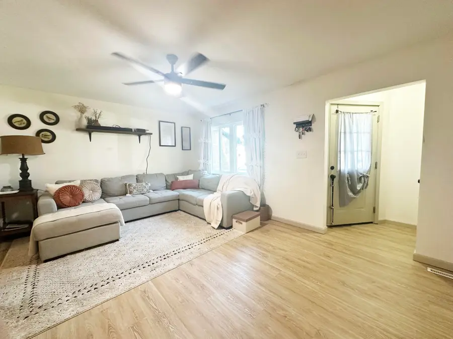 1847 S Weaver Avenue, Springfield, MO 65807 - #2