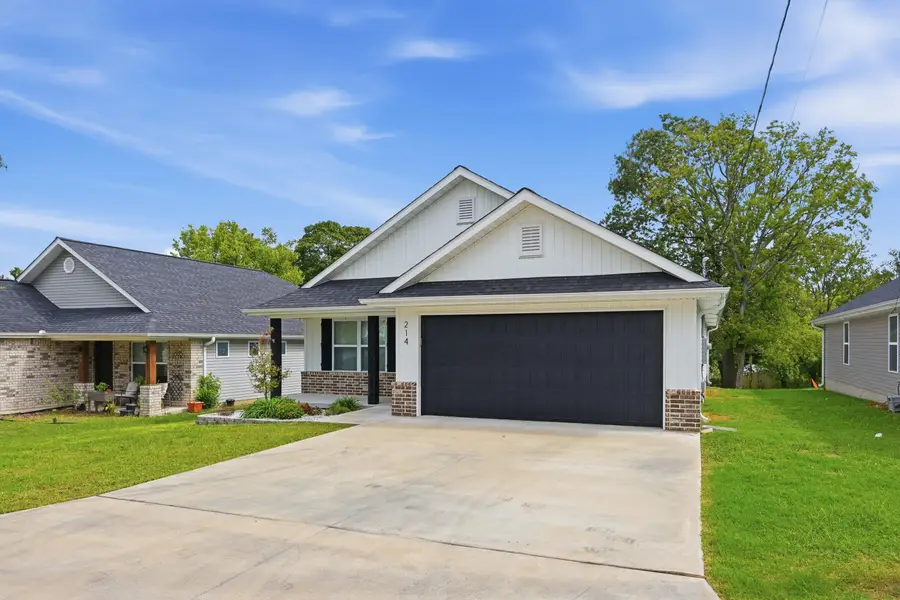 214 S 4th Street, Oronogo, MO 64855 - #2