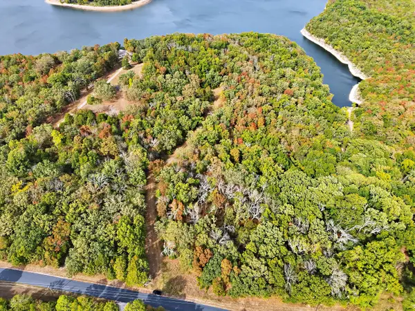 000 Royal Point Drive, Shell Knob, MO 65747