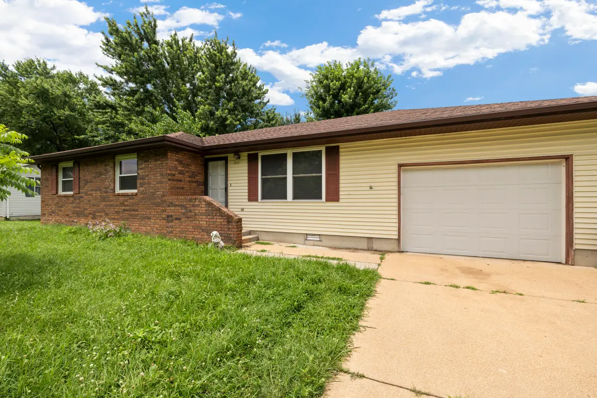 1015 N Hickory Street, Buffalo, MO 65622 - #1