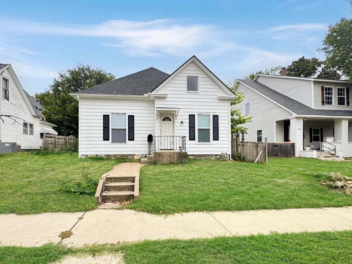 1822 S Sergeant Avenue, Joplin, MO 64804 - #1