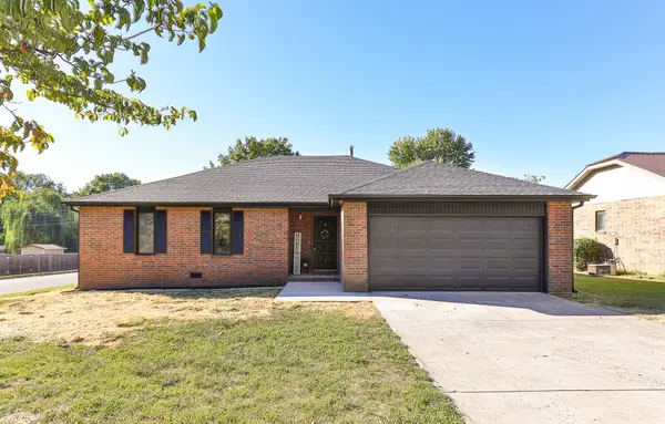 1106 W Seminole Street, Springfield, MO 65807
