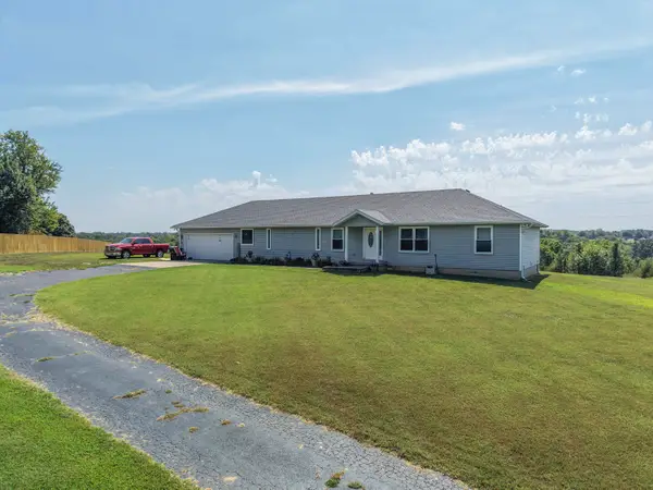 920 Meadow View Road, Ozark, MO 65721
