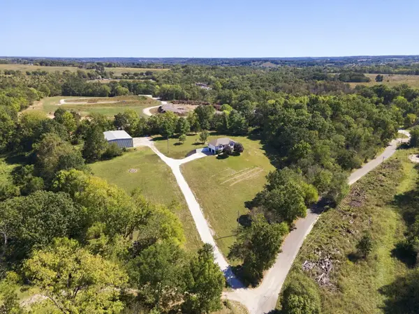 940 S Old Riverdale Road, Nixa, MO 65714
