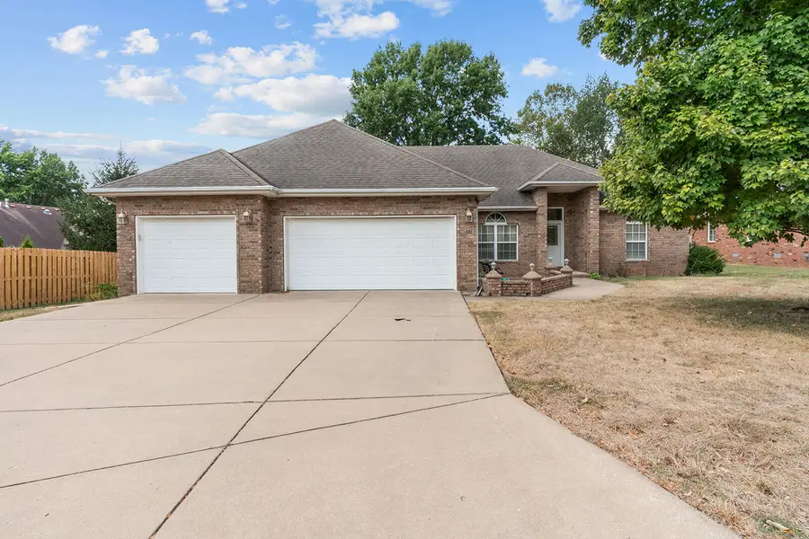 511 N Montauk Drive, Nixa, MO 65714 - #3