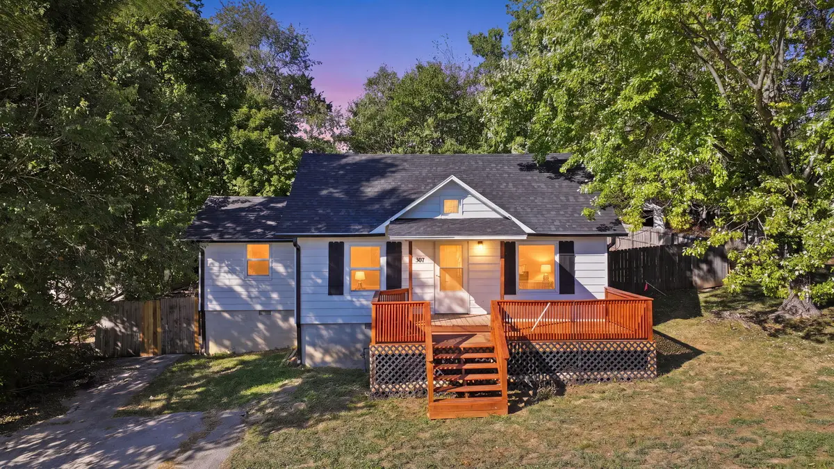 307 E Robertson Street, Ozark, MO 65721 - #1
