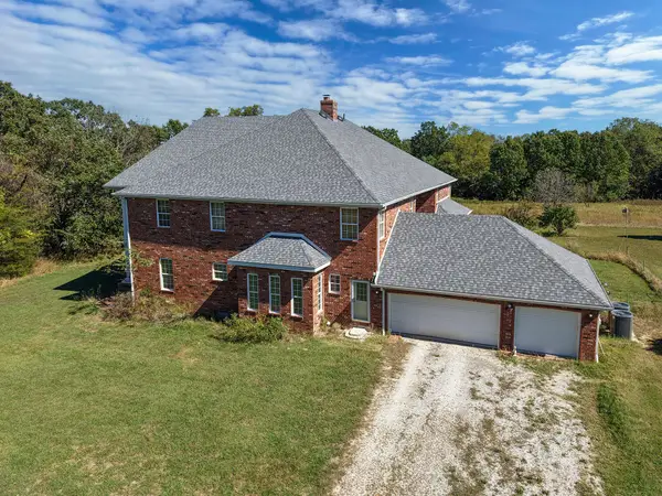 3000 Willoughby Road, Clever, MO 65631