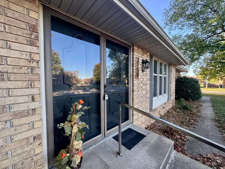 3159 S Roanoke Avenue, Springfield, MO 65807 - #2