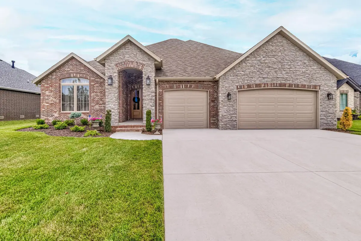 760 S Thornridge Drive, Springfield, MO 65809 - #1