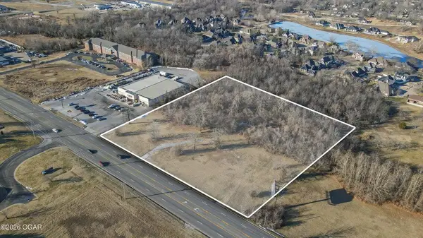 1410 N Rangeline Road, Joplin, MO 64801