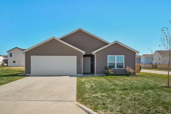 246 S Newport Avenue, Rogersville, MO 65742